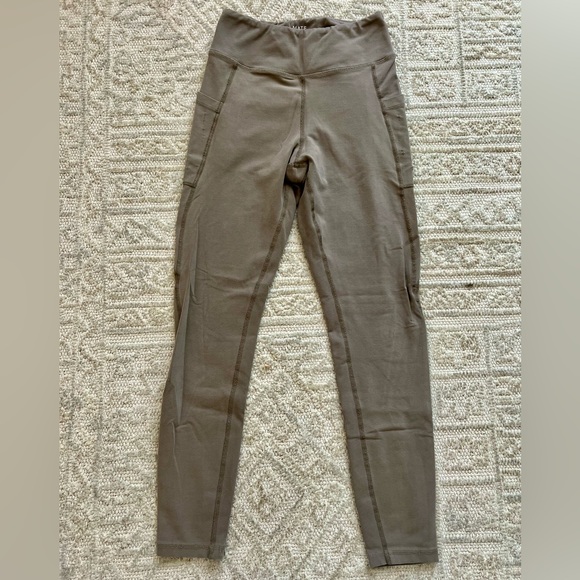 Mate the Label Organic Stretch Pocket Legging Medium Pebble - Picture 6 of 12